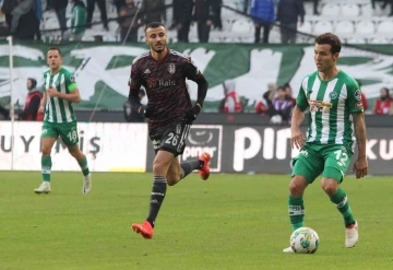 Spor Toto Süper Lig: Konyaspor: 1 - Beşiktaş: 0 (İlk yarı)
