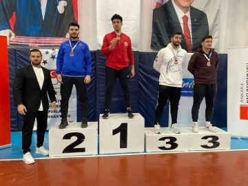 Sporcular, Anadolu Üniversitesini bu yıl da başarıyla temsil etti
