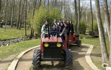 SUBÜ’lü öğrenciler Ormanya’da gözlem yaptı
