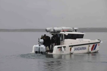 Barajda kaybolan balıkçının bulunması için çalışmalar sürüyor