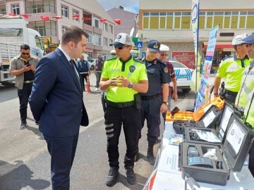 Süloğlu’nda polis ve jandarma vatandaşlarla buluştu
