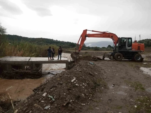 Sultanhisar’da belediye ekipleri iş başında
