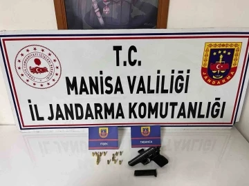 Şüpheliden tabanca ve mermi ele geçirildi
