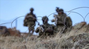 Suriye'de terör örgütünden kaçan terörist Şanlıurfa'da teslim oldu