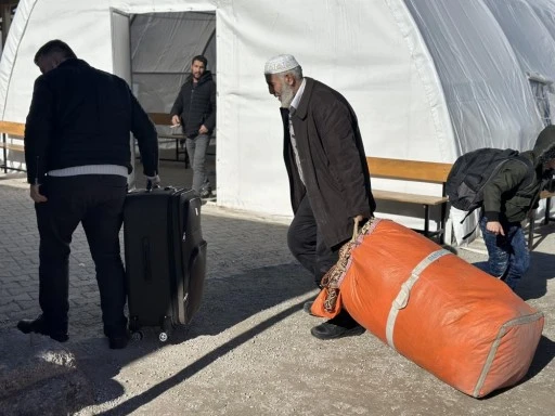 Suriyelilerin ülkelerine dönüşü sürüyor