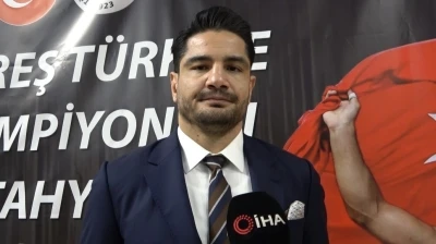 Taha Akgül: &quot;Önümüzde uzun vadeli hedefler var&quot;
