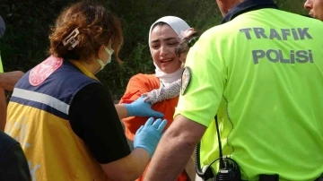 Takla atan kadın sürücü gözyaşlarına hakim olamadı
