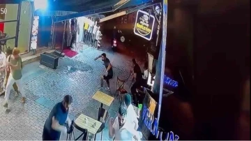 Taksim’de film gibi silahlı saldırı kamerada: Eski ortağı rakip mekana gidince çalışanlarını vurdurdu
