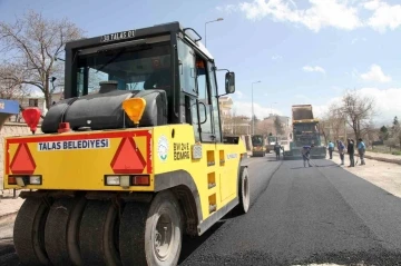 Talas’ta asfalt sezonu hızlı başladı
