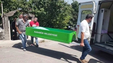 Tamir etmeye çalıştığı vantilatör sonu oldu
