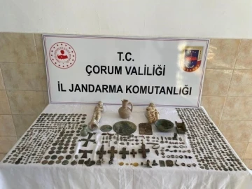 Tarihe sahip çıkan jandarma 774 tarihi eseri müzeye kazandırdı
