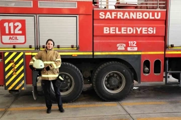 Tarihi ilçenin ilk kadın itfaiyecisi mesleğini yapmanın gururunu yaşıyor
