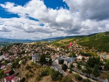 Tarihi Niksar Kalesinde kazı çalışmaları yeniden başlıyor
