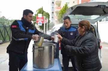 Tarsus Belediyesi depremzedeler için seferberliğini sürdürüyor
