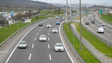 Tatilcilerin dönüş yolculuğu başladı