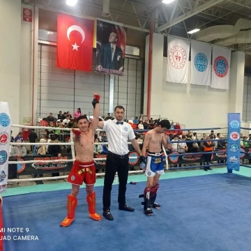 Tatvanlı sporculardan “Kickboks” başarısı
