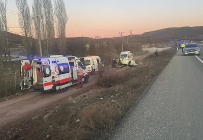 Tavşanlı’da trafik kazası; 2 yaralı
