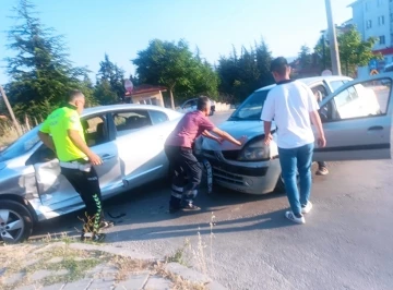 Tavşanlı’da trafik kazası; 6 kişi yaralandı
