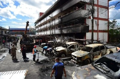 Tayland'ın güneyinde art arda silahlı ve bombalı saldırı