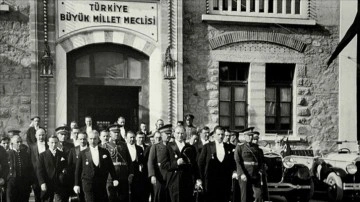 TBMM'nin açılışı, kurtuluş mücadelesinin en önemli safhalarından biri oldu