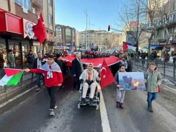 Tekirdağ’da şehitler ve Gazze için yürüyüş düzenlendi
