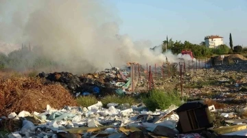 Tel ve kabloları alabilmek için sanayi atıklarını yakıyorlar
