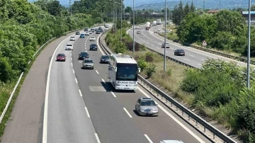 TEM Otoyolu’nda dönüş yoğunluğu