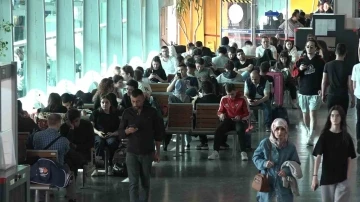 Bursa Terminali'nde 9 günlük tatil yoğunluğu başladı