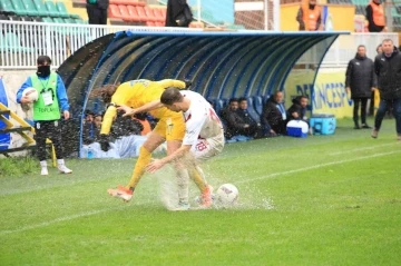 TFF 2. Lig: Belediye Derincespor: 2  - İnegölspor: 1
