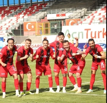 TFF 2. Lig: Vanspor FK: 6 - Ankara Demirspor: 1
