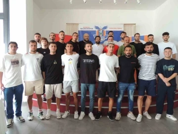 TFF 3. Lig ekibi Eynesil Belediyespor’da imza şov
