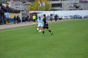 Fatsa Belediyespor: 1 - Efeler 09 Spor FK: 1