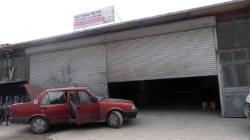 Tinerin tutuşması sonucu alevler içinde kalan işçinin arkadaşları o anları anlattı
