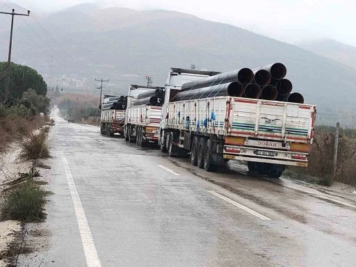 Orhangazi'de tırın dorsesinden düşen işçi ağır yaralandı