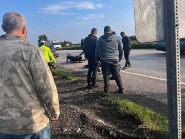 Tırla, motosiklet çarpıştı anne öldü, oğlu yaralandı
