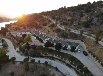 Tokat’ta bulunan termal otel şifa dağıtıyor
