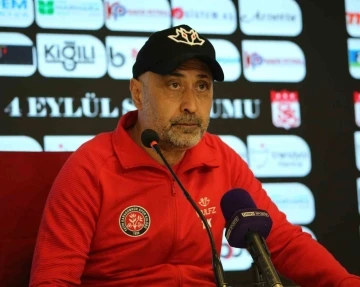 Tolunay Kafkas: &quot;Lig sadece iki takımdan ibaret değil&quot;
