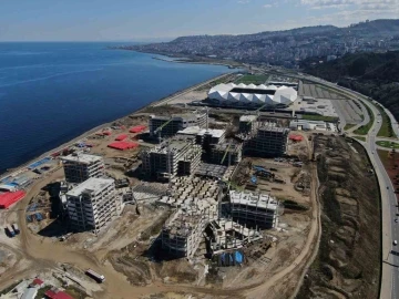 Trabzon Şehir Hastanesi’nin kaba inşaatı tamamlandı
