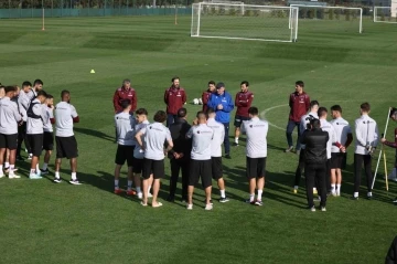 Trabzonspor, Sivasspor maçı hazırlıklarına ara vermeden başladı
