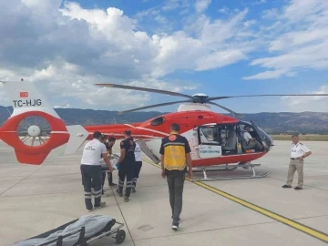 Trafik kazasında yaralandı ambulans helikopterle nakil edildi
