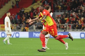 Trendyol 1. Lig: Göztepe: 4 - Ümraniyespor: 1
