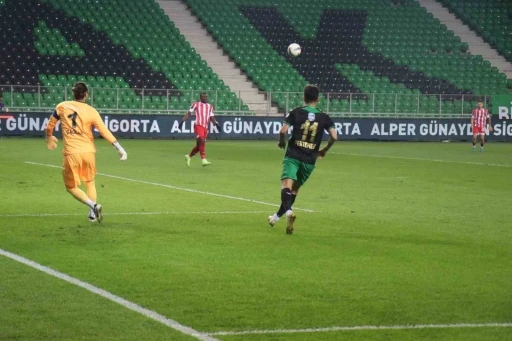 Trendyol 1. Lig: Sakaryaspor: 2  - Boluspor: 1
