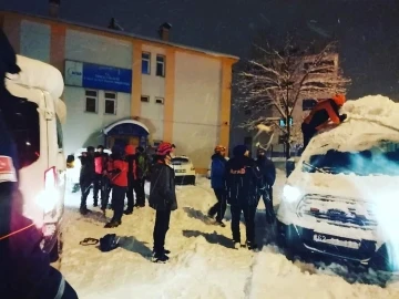 Tunceli’den Adıyaman’a ekipler sevk edildi
