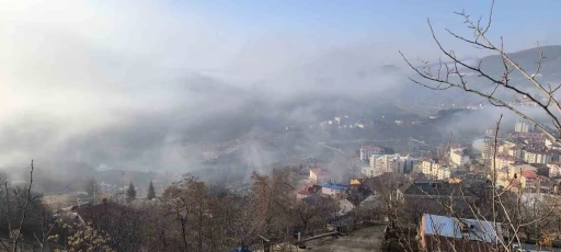 Tunceli’ye çöken sis, görsel şölen oluşturdu
