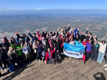 TURBELDAK Spil Dağı’nda doğanın keyfini çıkardı
