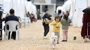 Türk Kızılayın kurduğu "Çocuk Dostu Alanlar"da afet travmasının etkisi azaltılıyor