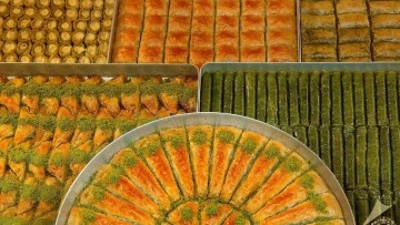 Türk-Yunan kavgası sona erdi: Baklavanın kime ait olduğu tescillendi!