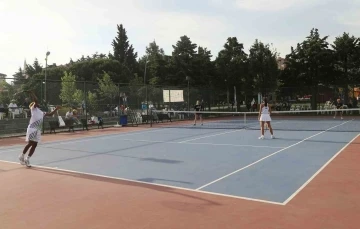 Türkan Saylan Tenis Turnuvası sona erdi
