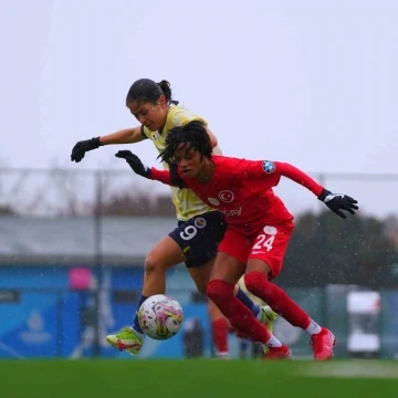 Turkcell Kadın Futbol Süper Ligi: Ataşehir Belediye Spor: 0 - Fenerbahçe: 6
