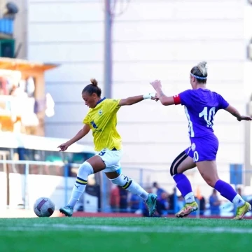 Turkcell Kadın Futbol Süper Ligi: Karadeniz Ereğli Belediye Spor: 1 - Fenerbahçe: 3
